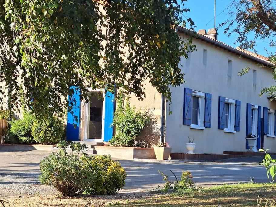 Gite Marguerite - Au Coeur De La Campagne La Petite-Boissiere Exterior foto